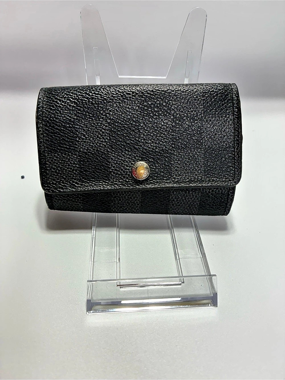 Louis Vuitton Damier Graphite 6 Key Holder in Black